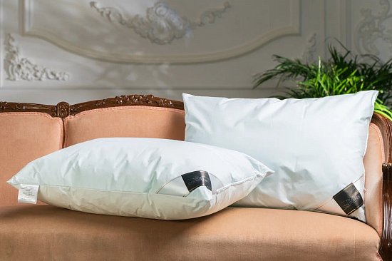 Pernă trois couronnes cryo night pillow