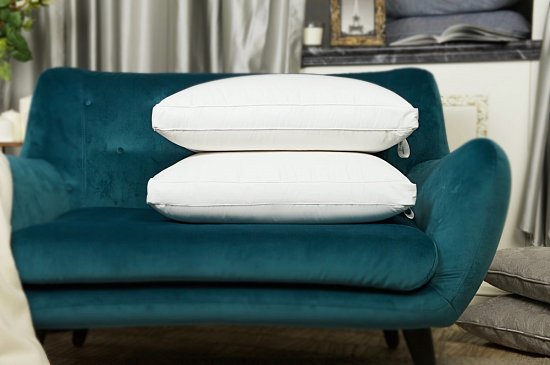 Pernă trois couronnes duchess plus taut