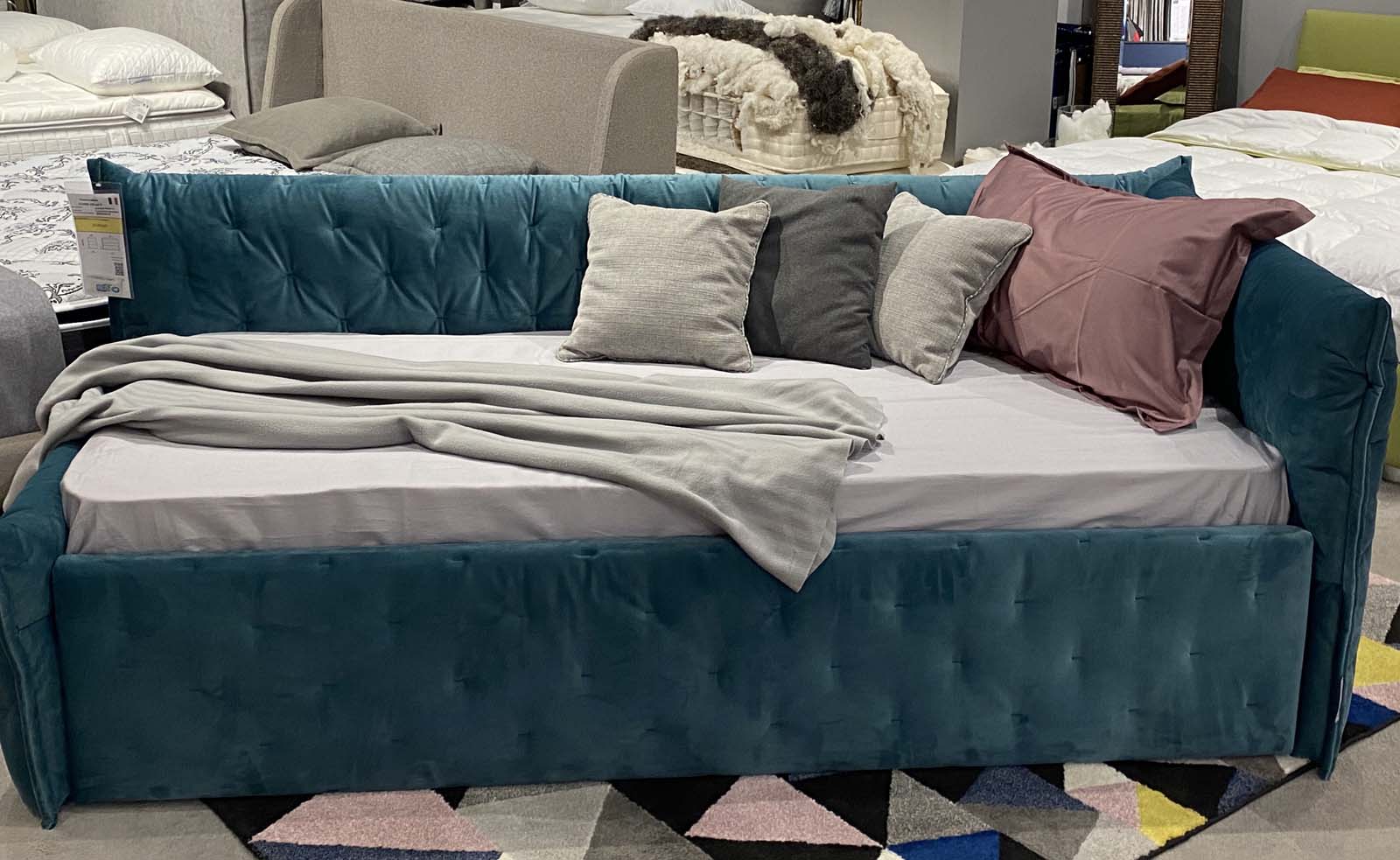 ALFABED CLUB Style Right Side cu locul de dormit extensibil disponibil Roxy	1