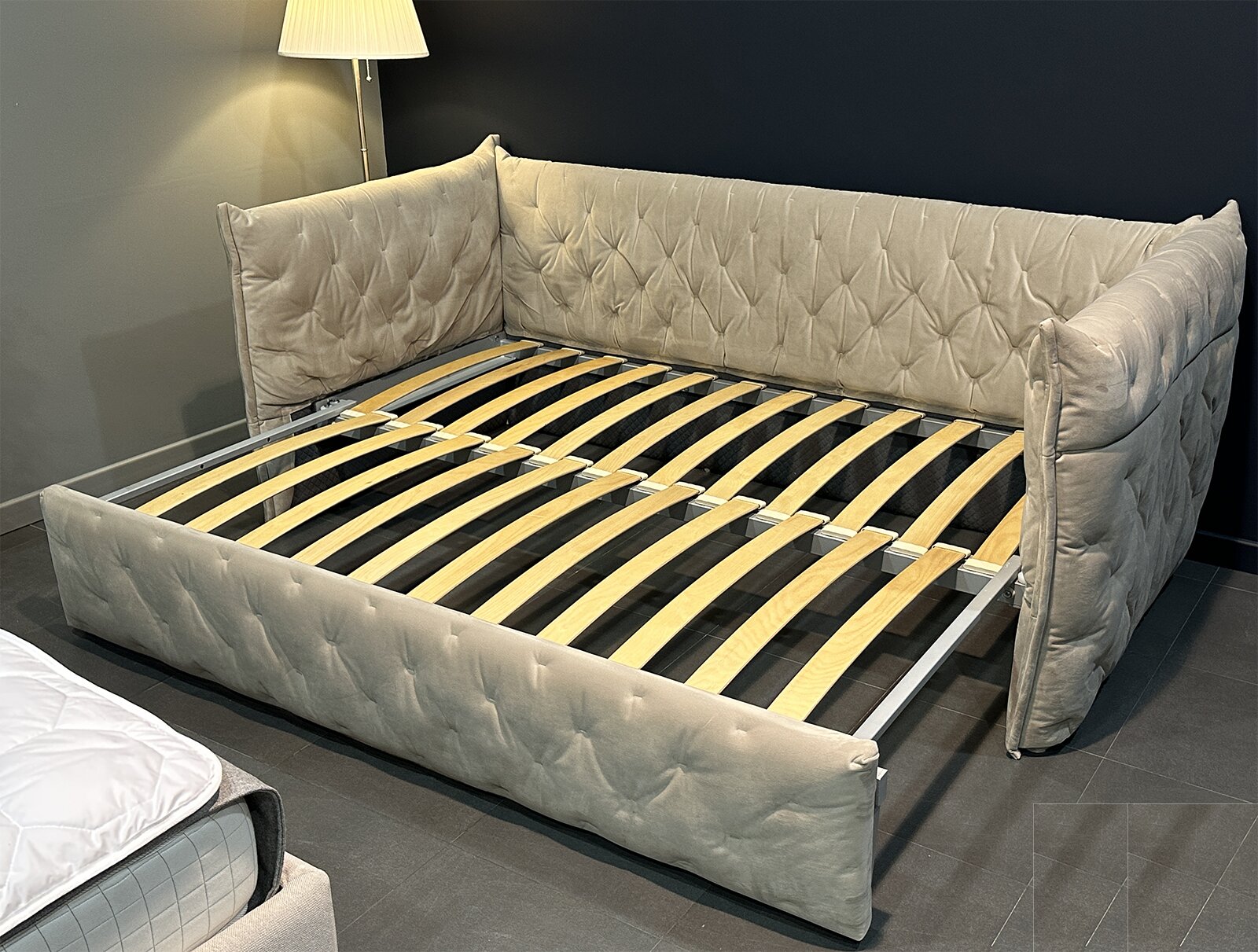 Patul alfabed club p cu locul de dormit extensibil disponibil bravo13