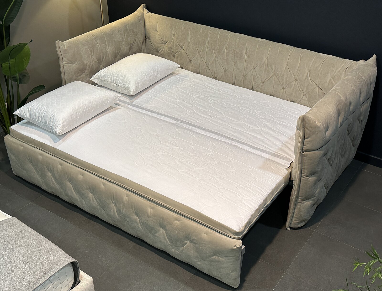 Patul alfabed club p cu locul de dormit extensibil disponibil bravoA1