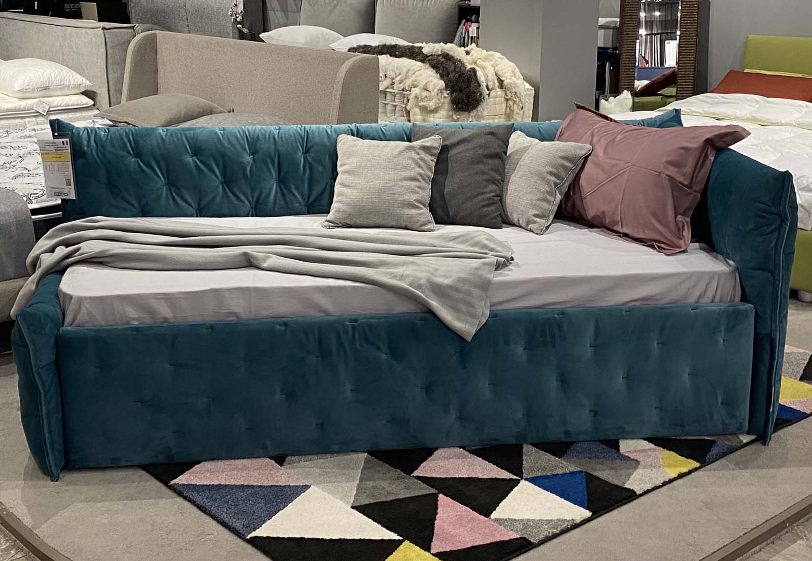 ALFABED CLUB Style Right Side cu locul de dormit extensibil disponibil Roxy	3