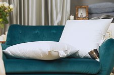 Pernă trois couronnes duchess taut