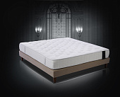 Товар Saltea trois couronnes magnat добавлен в корзину