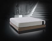 Товар Saltea trois couronnes marquis добавлен в корзину