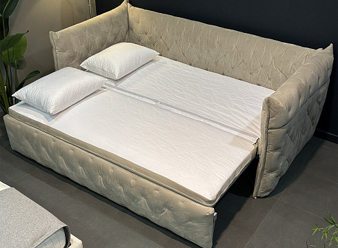 Patul alfabed club p cu locul de dormit extensibil disponibil bravo